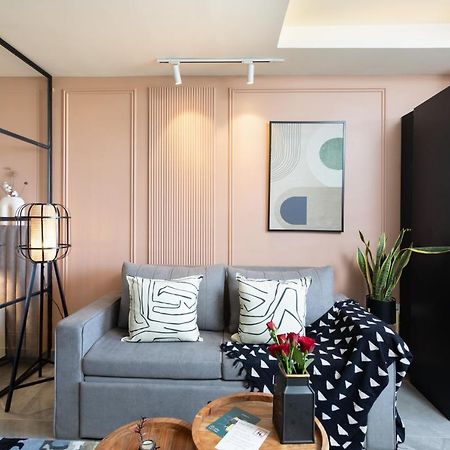 Maison 42- Onetreestays Gurgaon Bagian luar foto