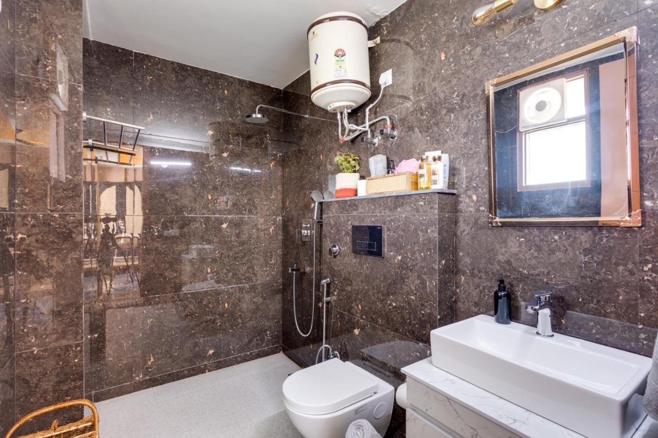 Maison 42- Onetreestays Gurgaon Bagian luar foto
