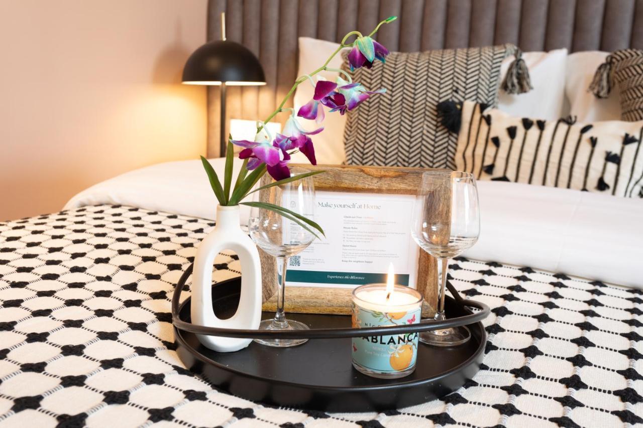 Maison 42- Onetreestays Gurgaon Bagian luar foto