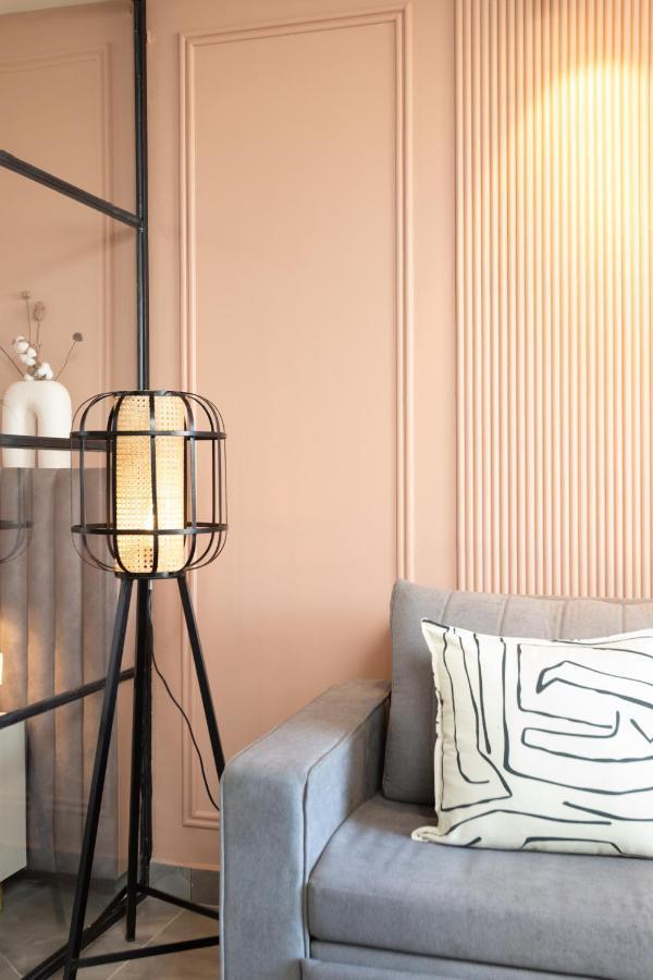 Maison 42- Onetreestays Gurgaon Bagian luar foto